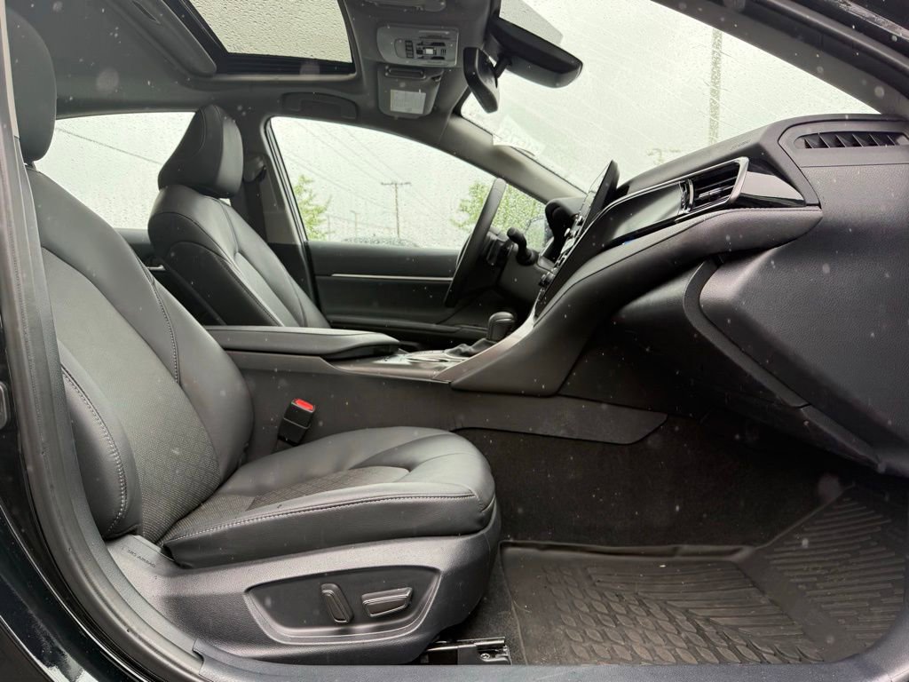 Used 2024 Toyota Camry XSE w/ Navigation Package FWD image 18