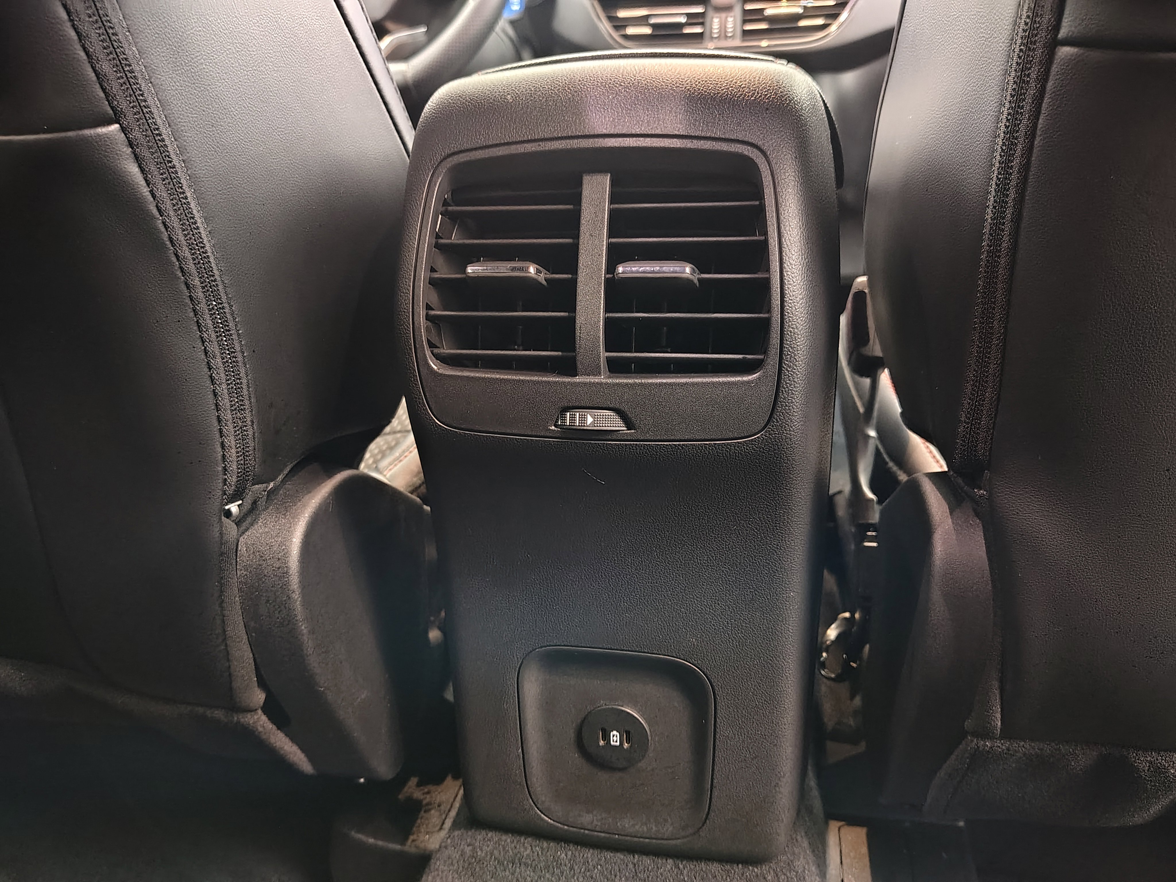 Used 2024 Ford Escape ST-Line Select w/ Tech Pack #2 AWD/4WD image 33