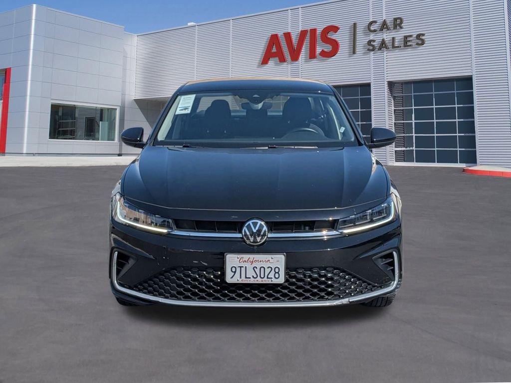 Used 2025 Volkswagen Jetta S image 2