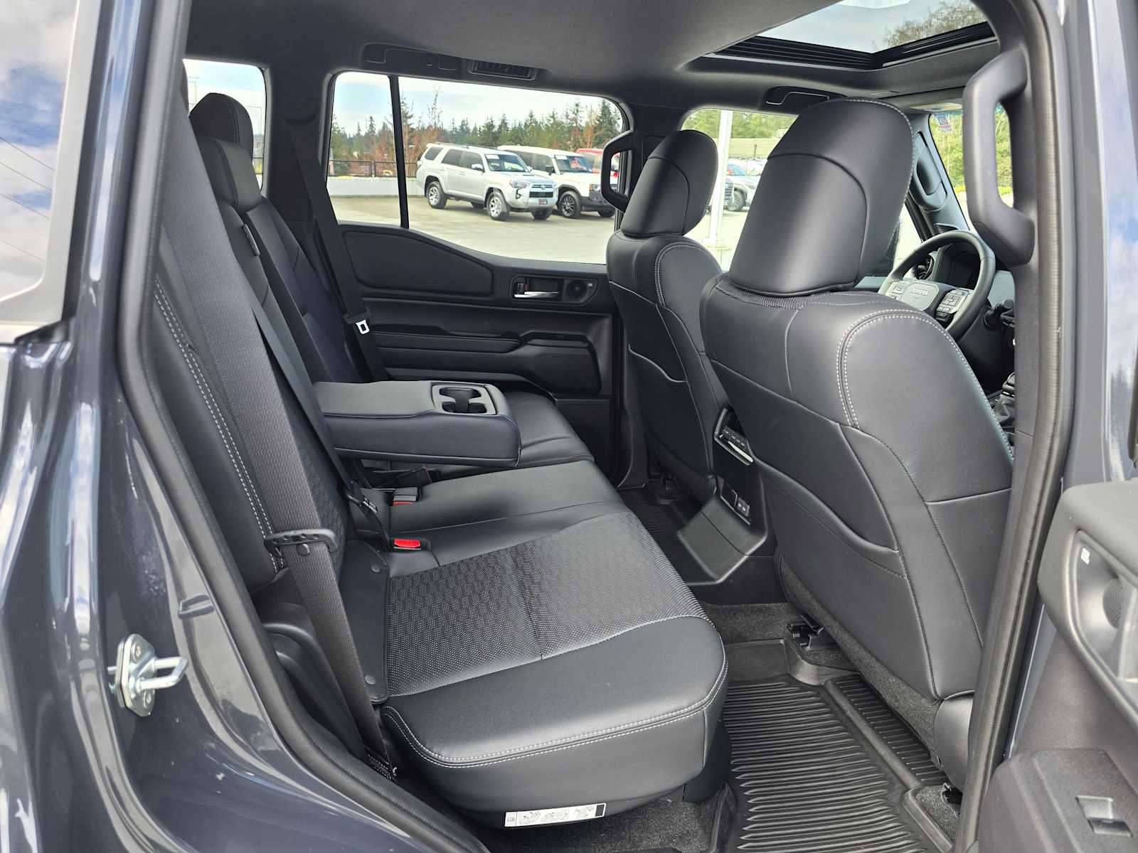 Used 2025 Toyota Land Cruiser image 12