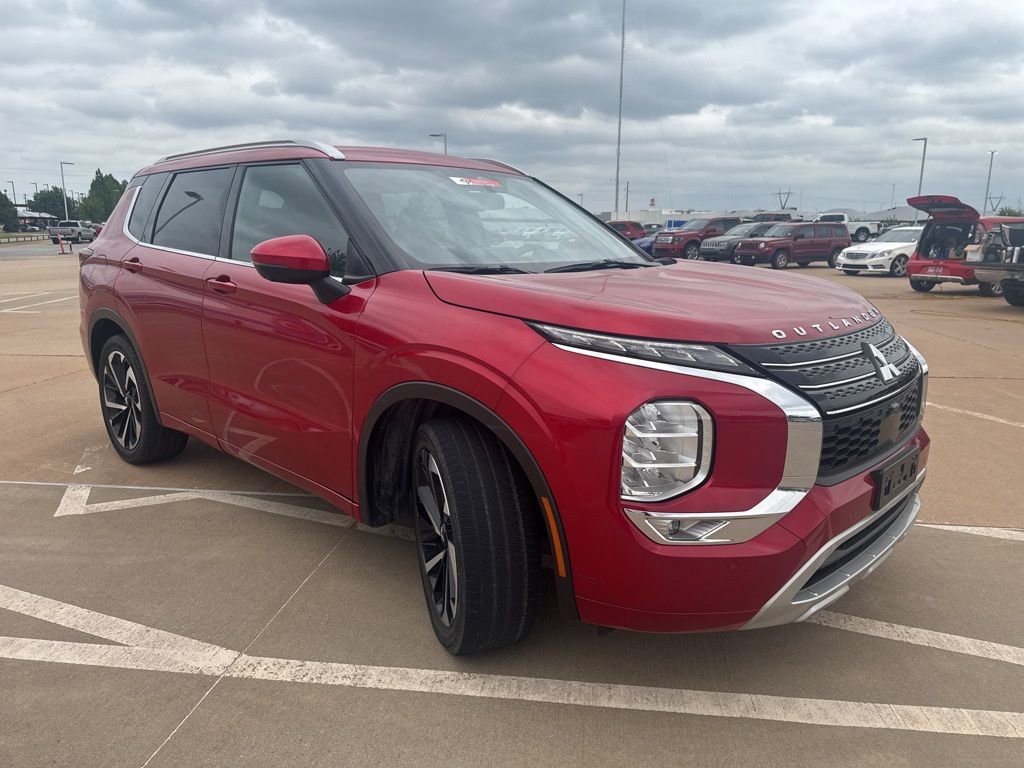 Used 2024 Mitsubishi Outlander SEL image 5
