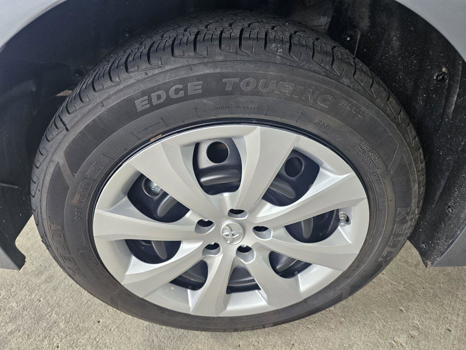 Used 2023 Toyota Corolla LE image 10