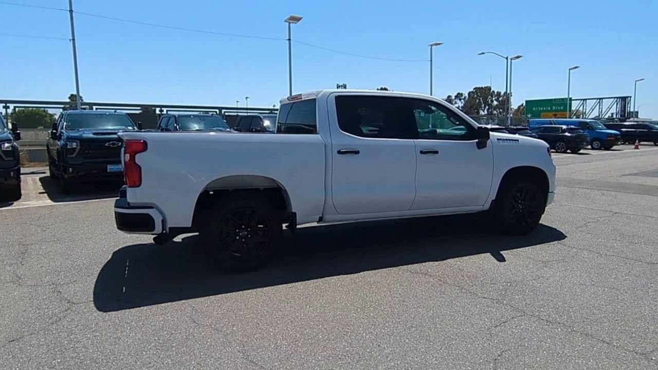 Used 2023 Chevrolet Silverado 1500 Custom w/ LPO, Dark Essentials Package RWD image 8