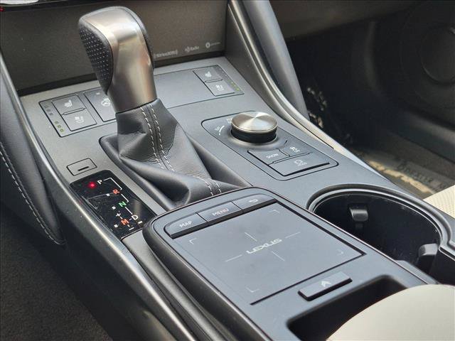 Used 2022 Lexus IS 350 F Sport w/ Navigation Package RWD image 15
