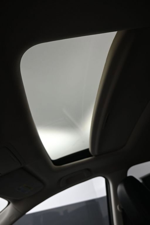 Used 2015 Honda CR-V Touring image 18