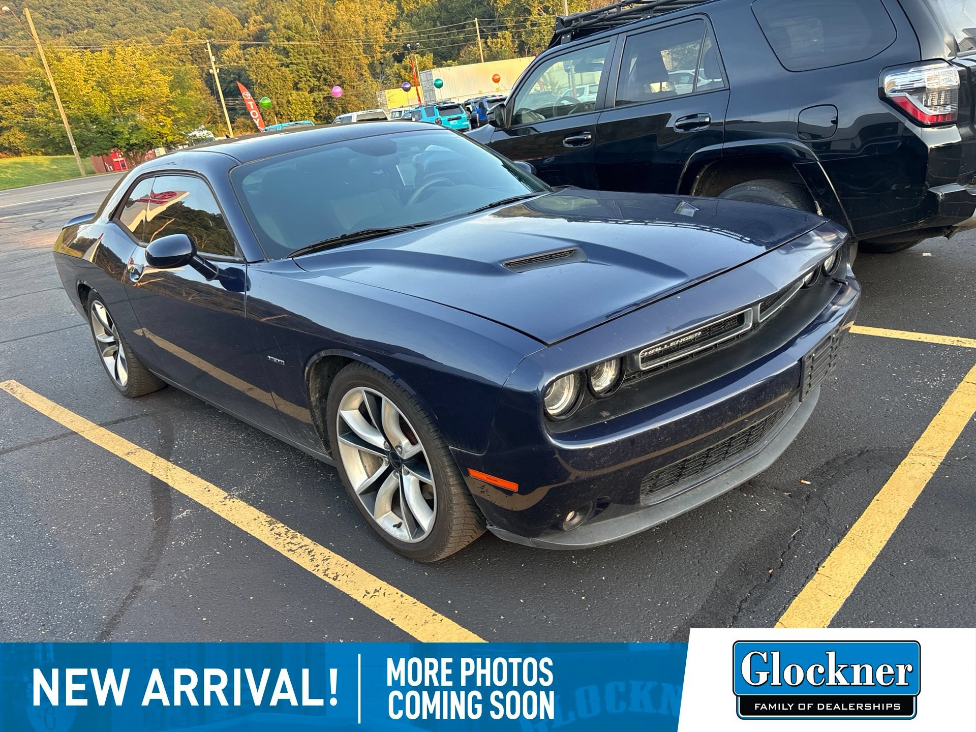 Used 2016 Dodge Challenger R/T w/ Driver Convenience Group RWD image 3