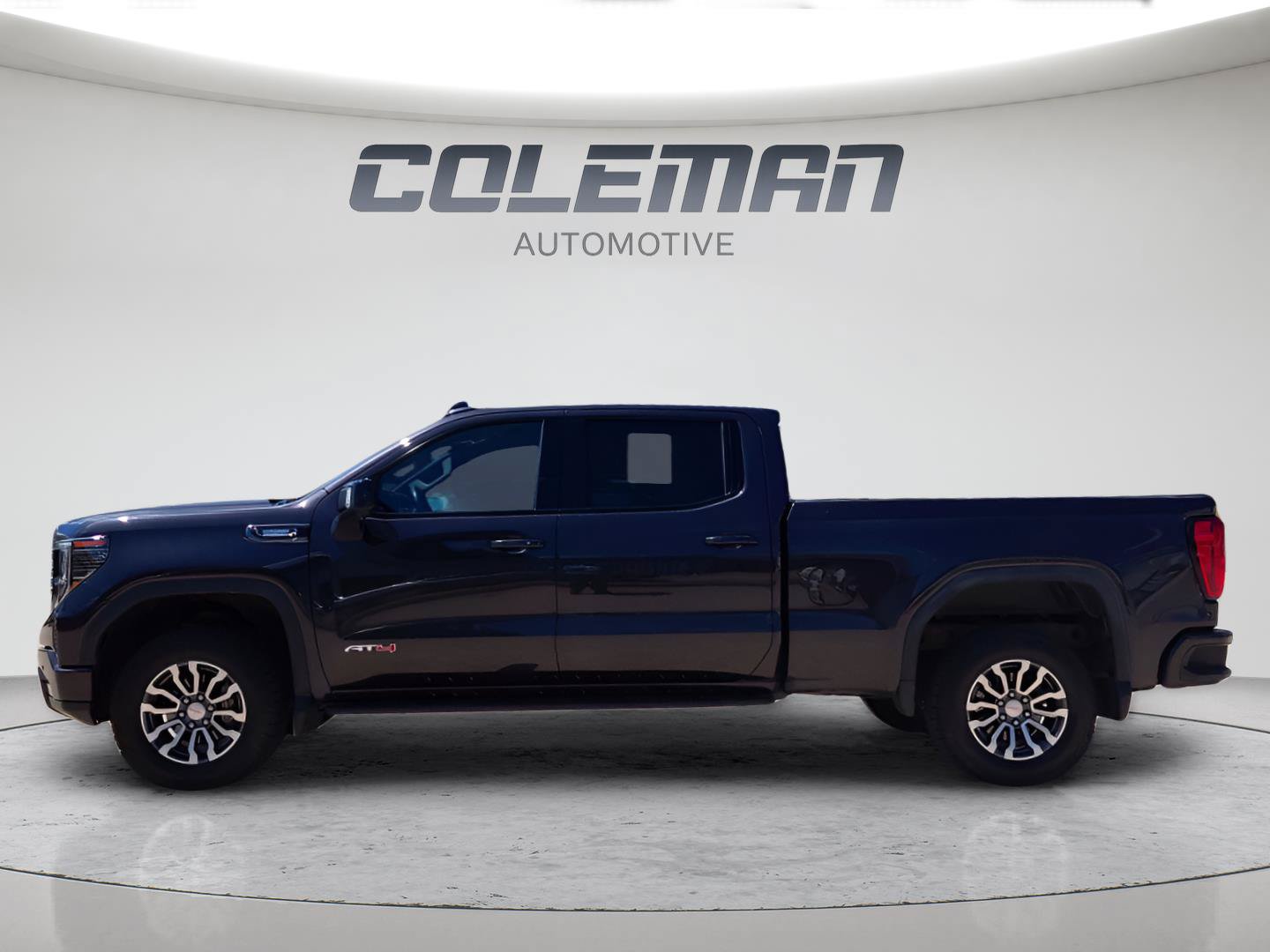 Used 2022 GMC Sierra 1500 AT4 w/ AT4 Premium Package AWD/4WD image 6