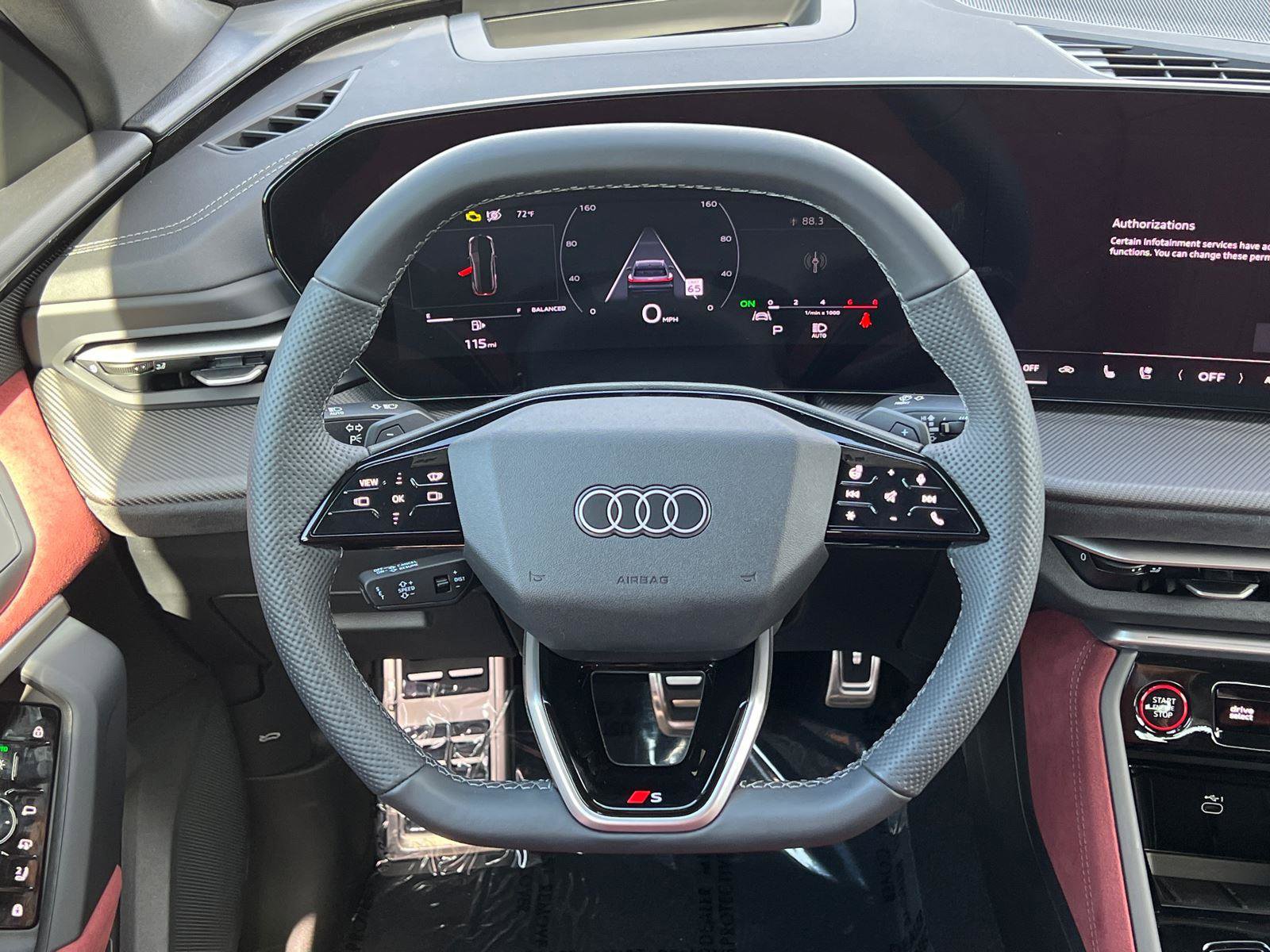 New 2025 Audi SQ5 Premium Plus image 17
