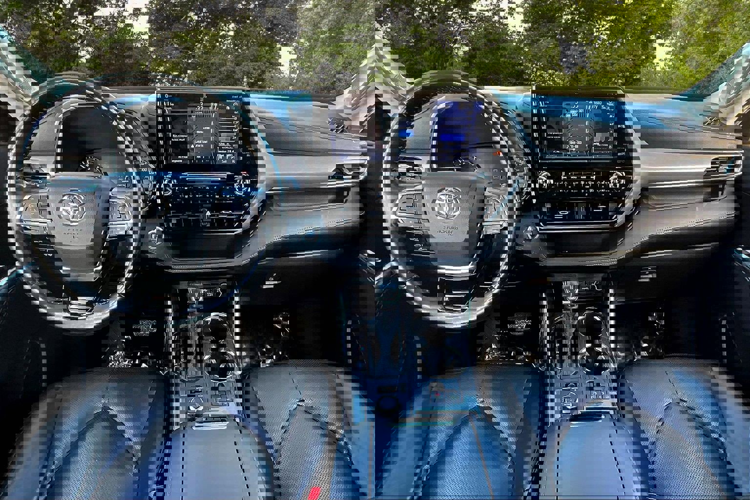 Used 2020 Toyota Highlander Limited image 7