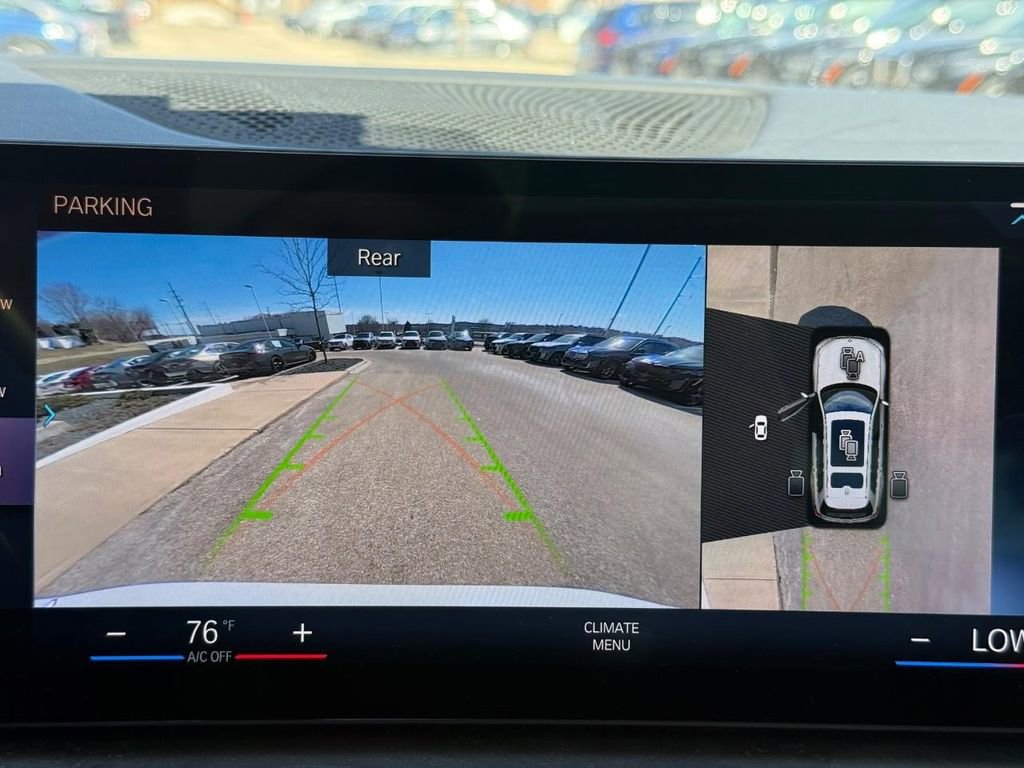 Certified 2023 BMW X7 xDrive40i w/ Premium Package image 19