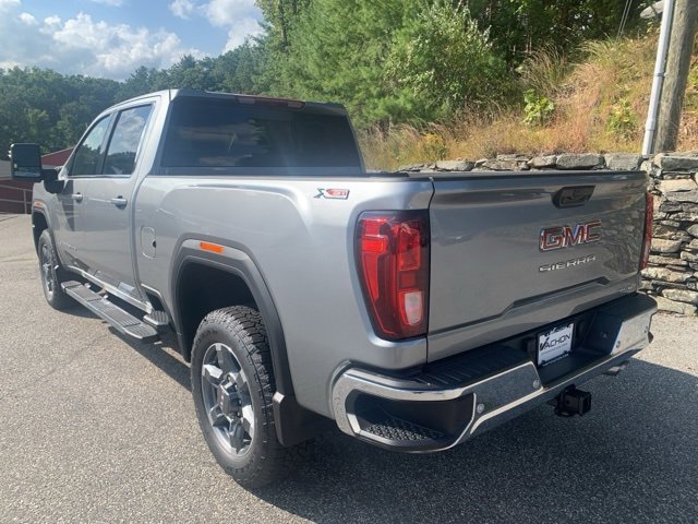 New 2025 GMC Sierra 2500 SLE w/ SLE Value Package; image 5