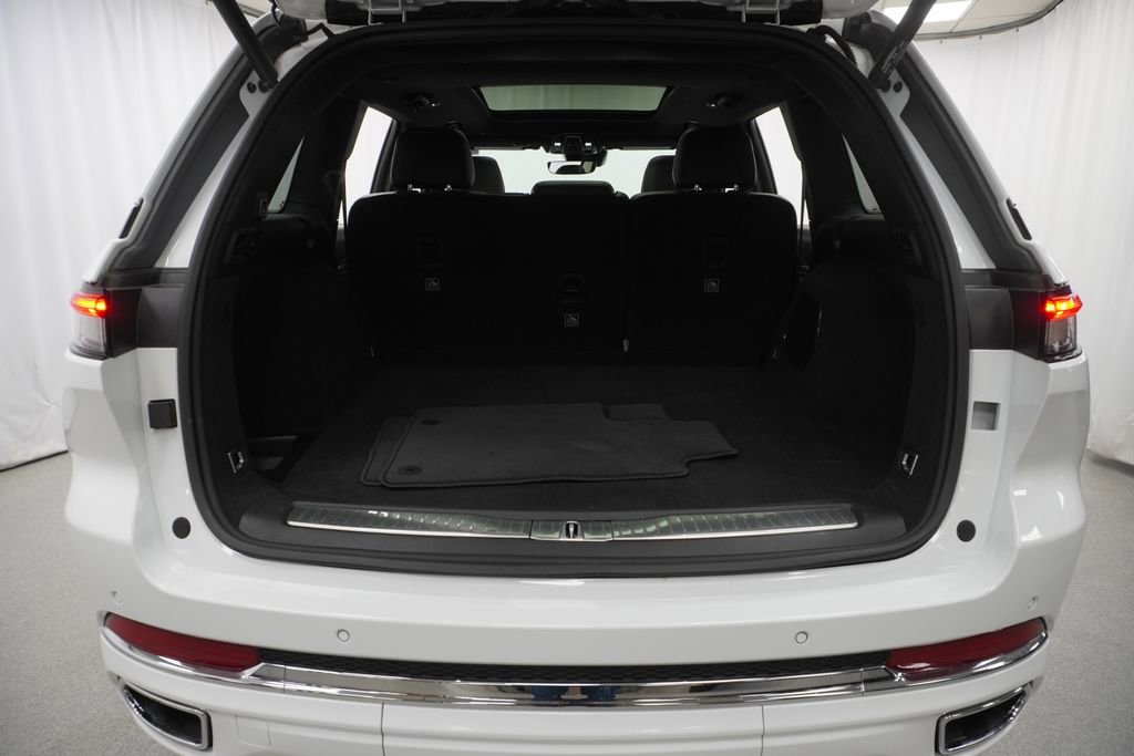 Certified 2023 Jeep Grand Cherokee Overland image 47