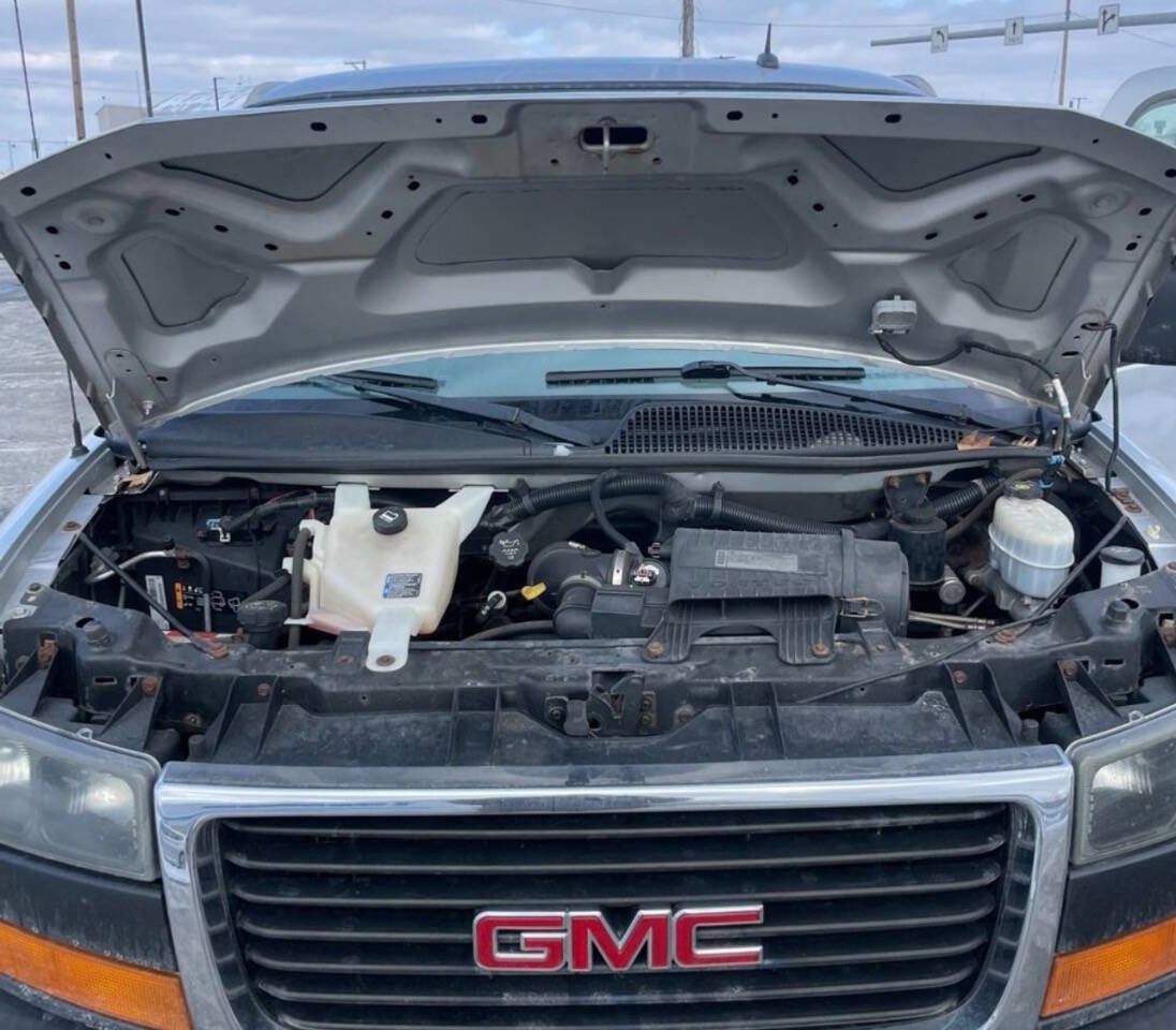 Used 2012 GMC Savana 3500 LS w/ Power Package image 16