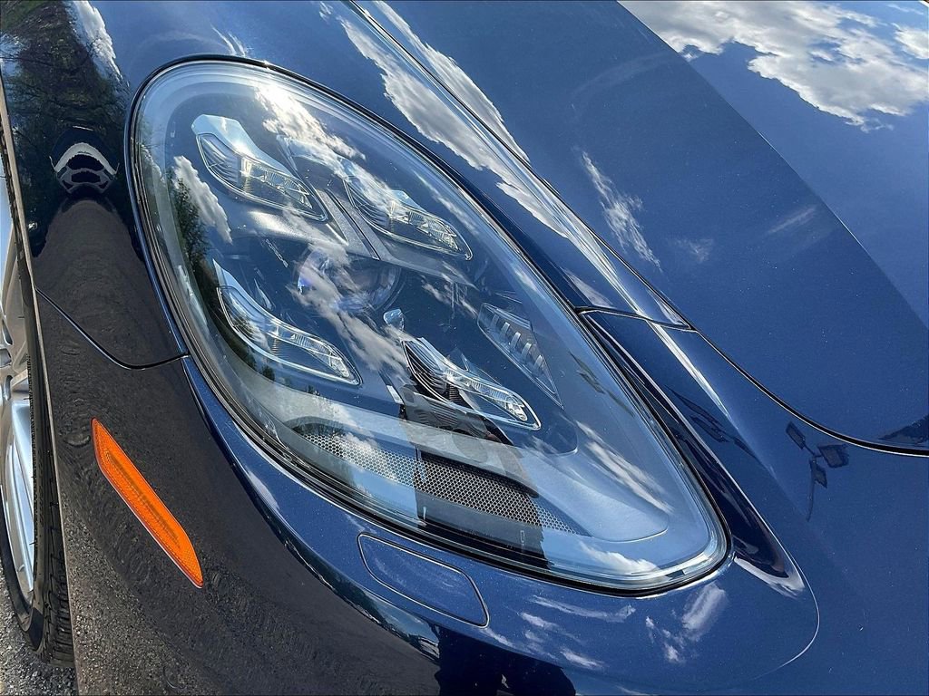 Used 2020 Porsche Panamera 4S AWD/4WD image 31