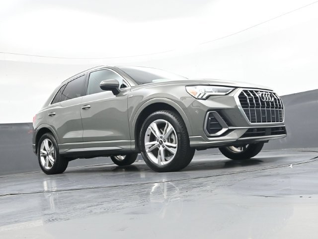 Used 2022 Audi Q3 2.0T Premium Plus AWD/4WD image 28