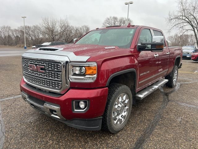 Used 2019 GMC Sierra 2500 Denali w/ Duramax Plus Package image 3