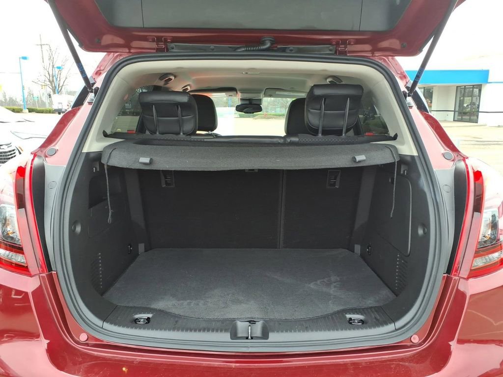 Used 2022 Buick Encore Preferred w/ Safety Package image 8