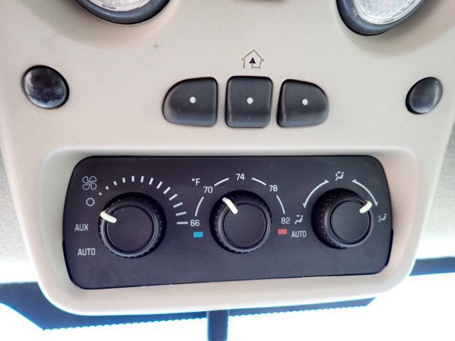 Used 2005 Cadillac Escalade AWD image 23