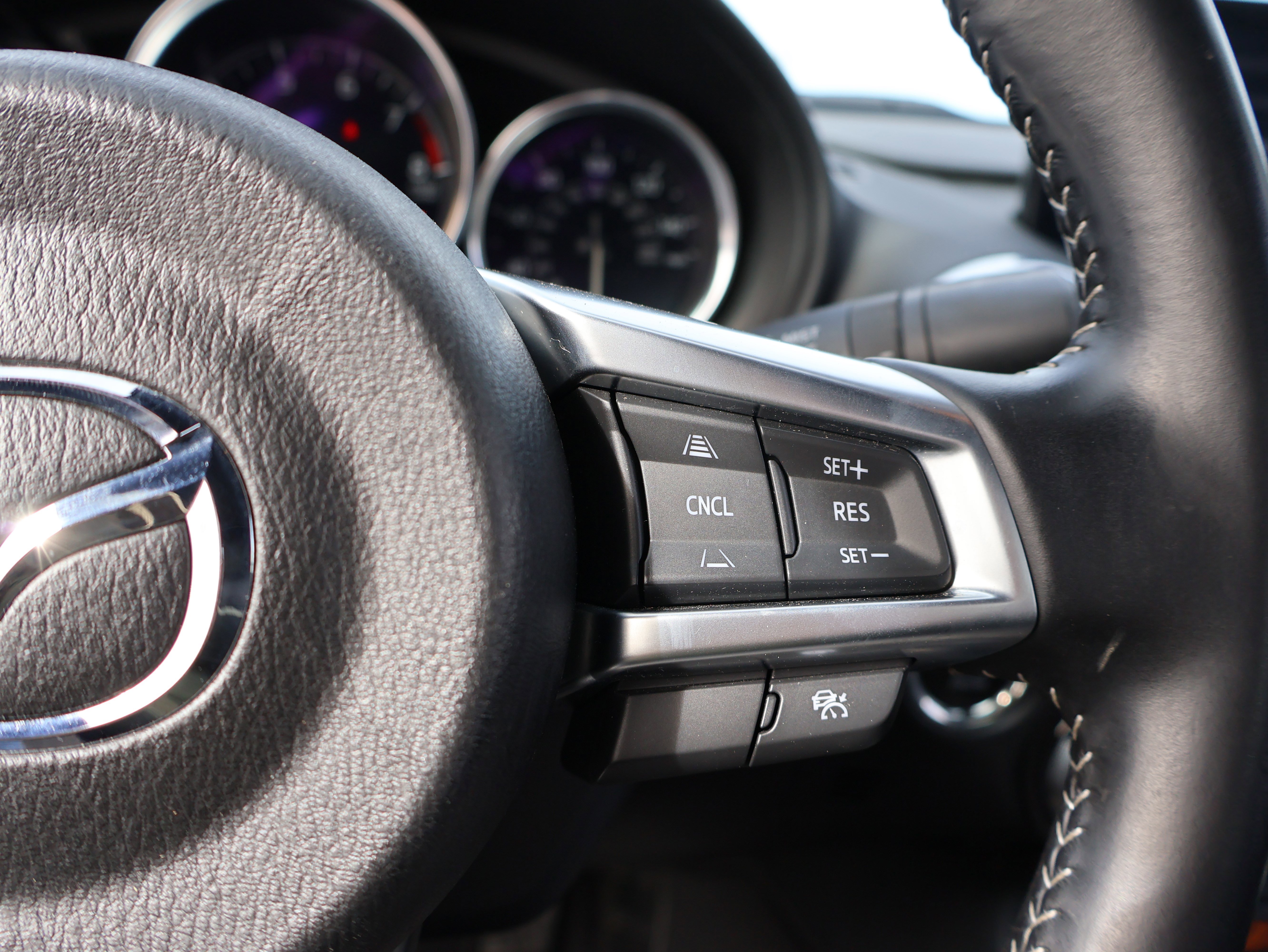 Used 2024 MAZDA MX-5 Miata RF Grand Touring image 31