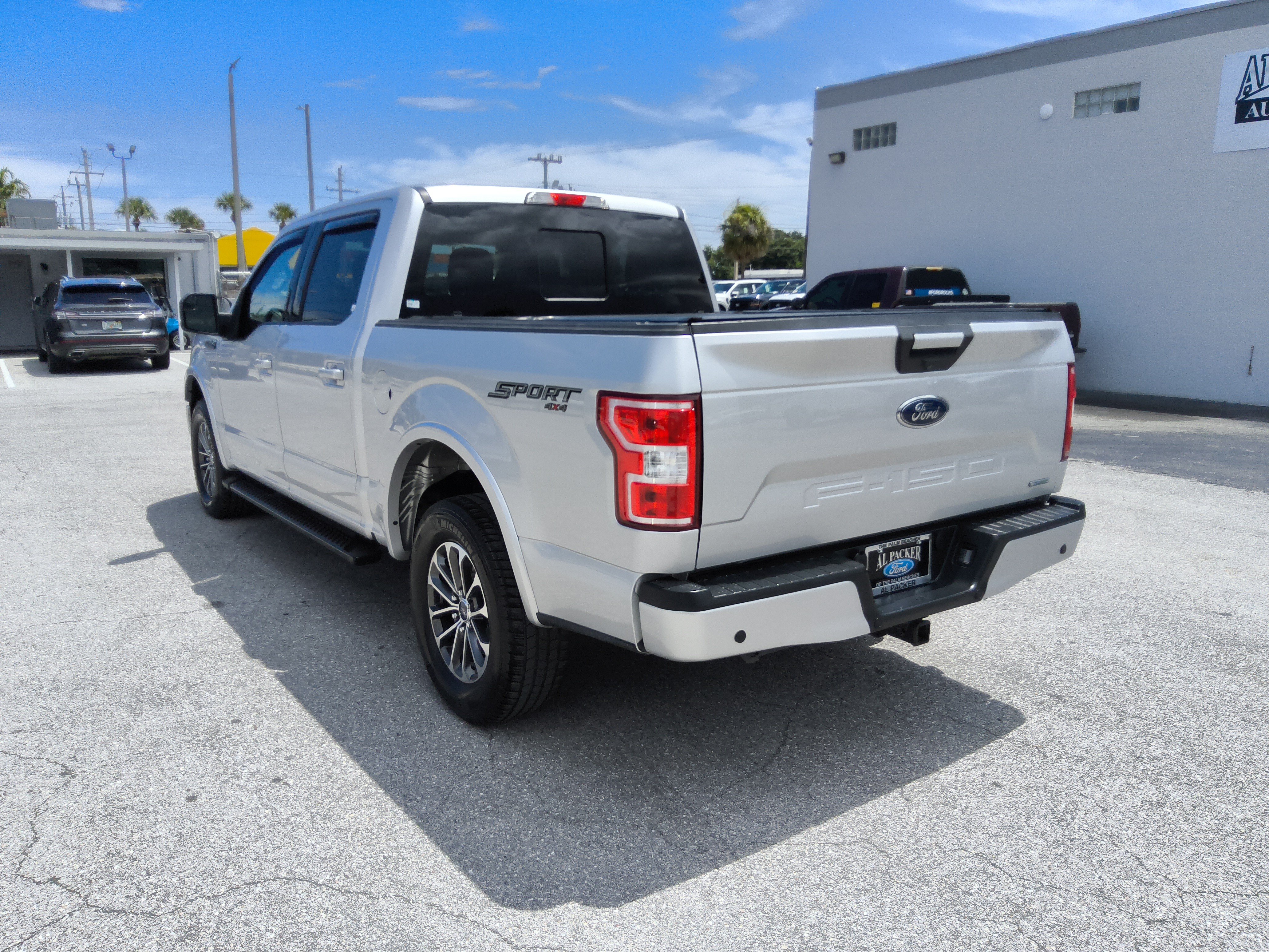 Used 2018 Ford F150 XLT w/ Equipment Group 302A Luxury AWD/4WD image 3