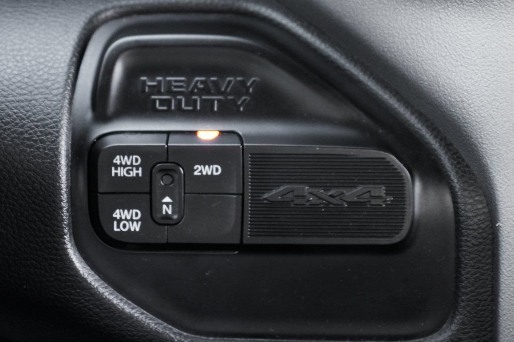 Used 2022 RAM 2500 Big Horn AWD/4WD image 28