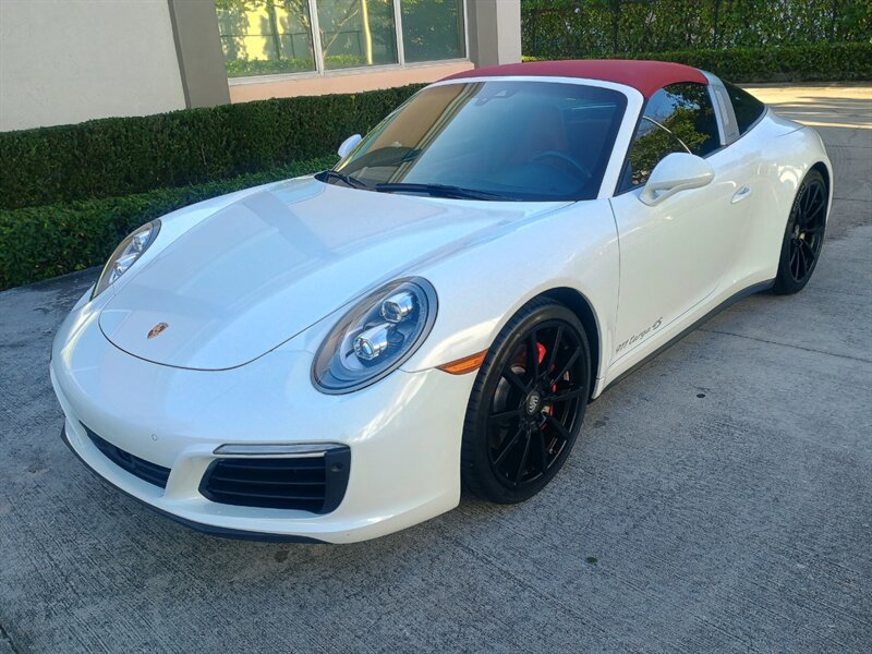 Used 2018 Porsche 911 Targa 4S AWD/4WD image 2