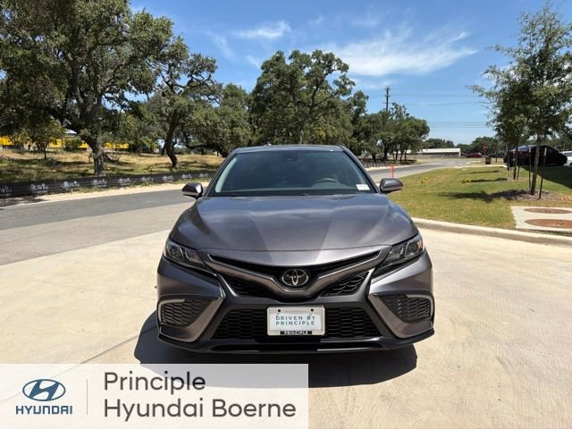 Used 2024 Toyota Camry SE w/ Convenience Package FWD image 7