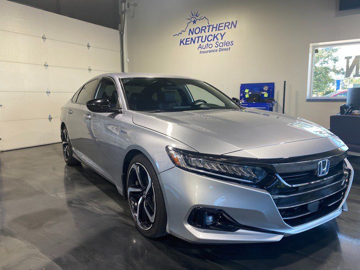 Used 2022 Honda Accord Sport image 1