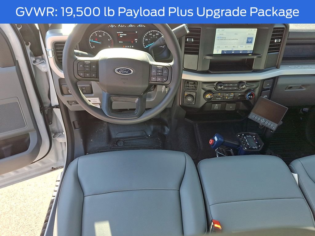 New 2024 Ford F550 4x4 SuperCab Super Duty image 7