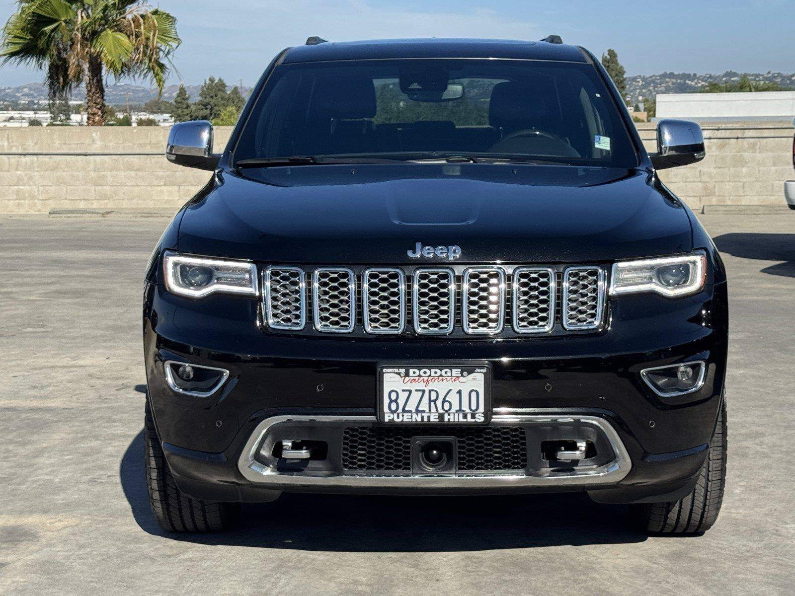 Used 2021 Jeep Grand Cherokee Overland w/ Trailer Tow Group IV RWD image 2