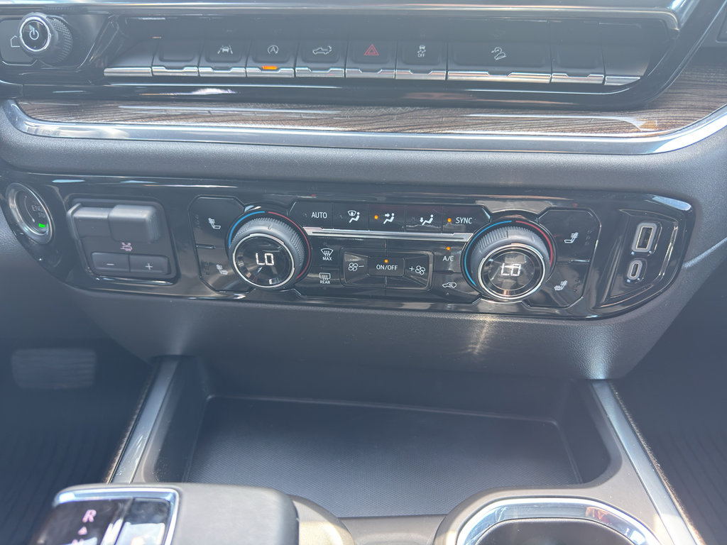 Used 2024 Chevrolet Silverado 1500 LT Trail Boss w/ Convenience Package II AWD/4WD image 13
