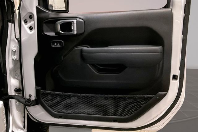 Used 2022 Jeep Gladiator Sport image 25