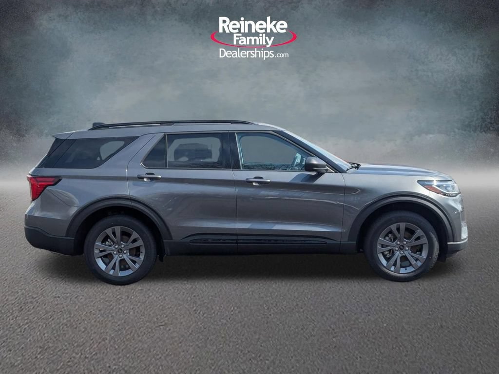 New 2026 Ford Explorer Active w/ Active Comfort Package AWD/4WD image 4