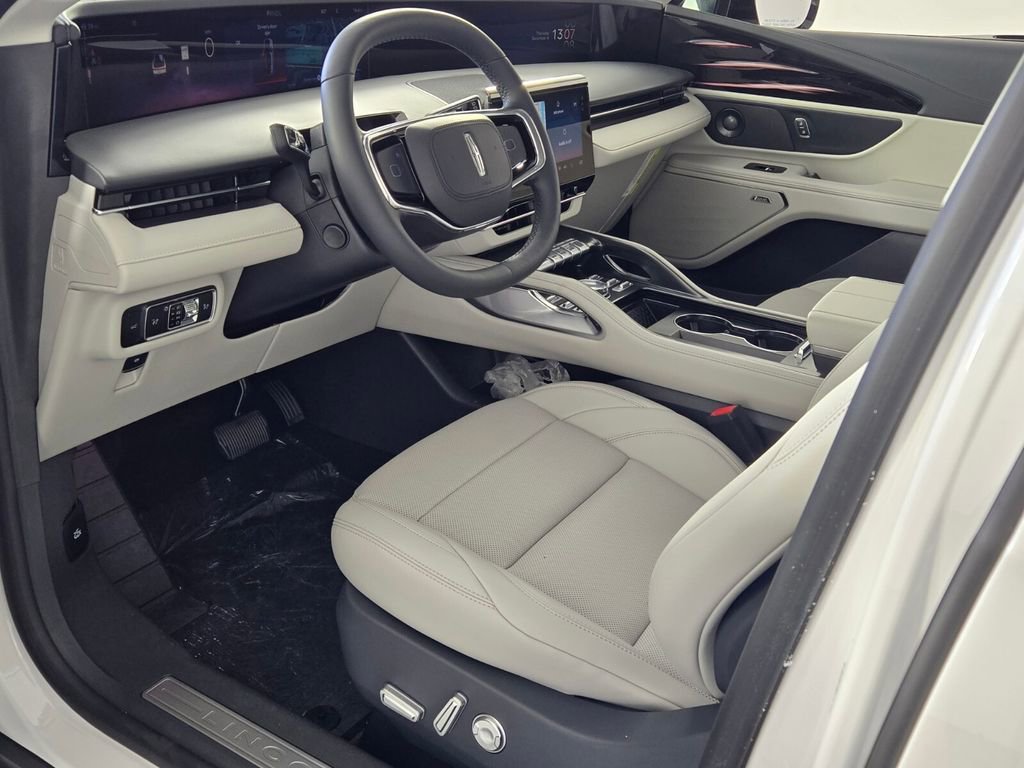 New 2026 Lincoln Nautilus Premier w/ Equipment Group 102A image 8