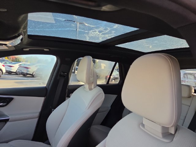 Used 2023 Mercedes-Benz GLC 300 4MATIC w/ Exclusive Trim Package image 24