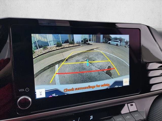 Used 2025 Toyota Camry SE image 23