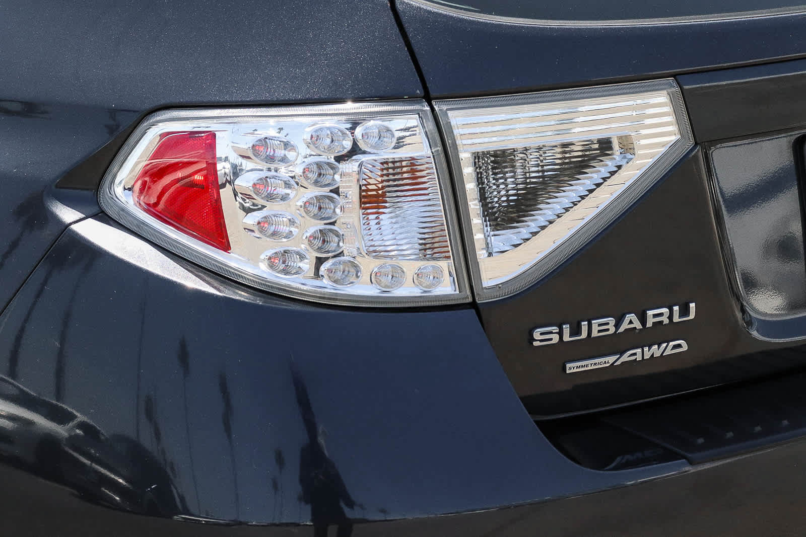 Used 2011 Subaru Impreza WRX Premium AWD/4WD image 12