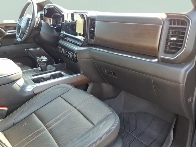 Used 2024 Chevrolet Silverado 1500 High Country w/ High Country Premium Package AWD/4WD image 25