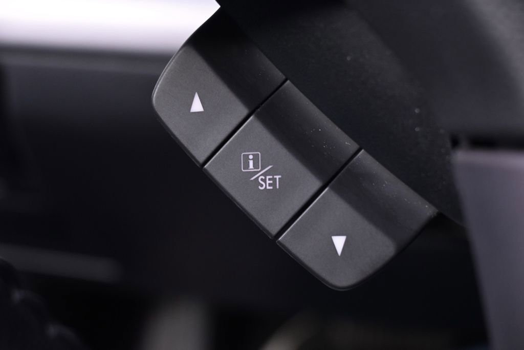 Used 2015 Subaru Legacy 2.5i Premium image 33