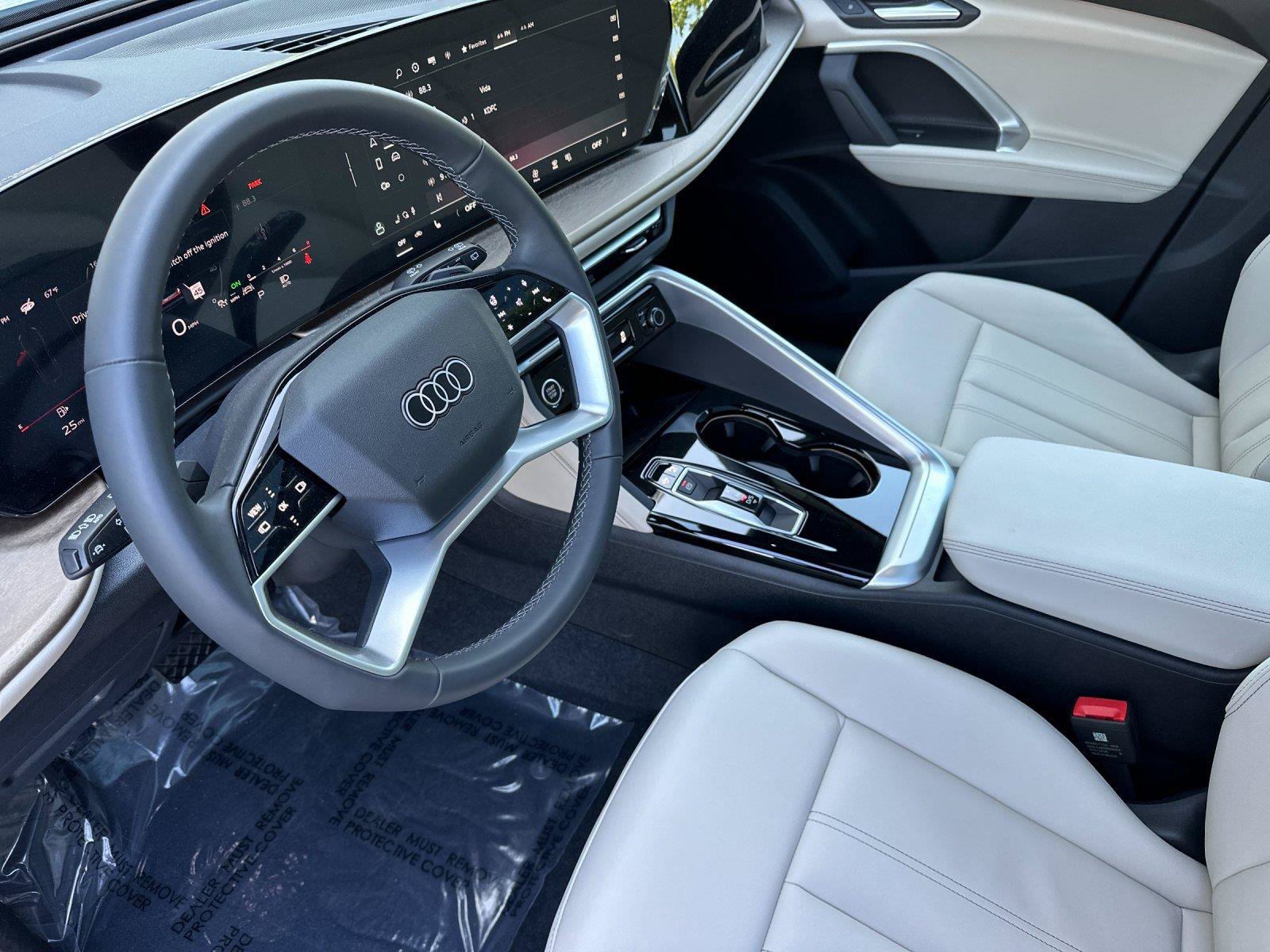 Certified 2025 Audi Q5 Premium AWD/4WD image 10