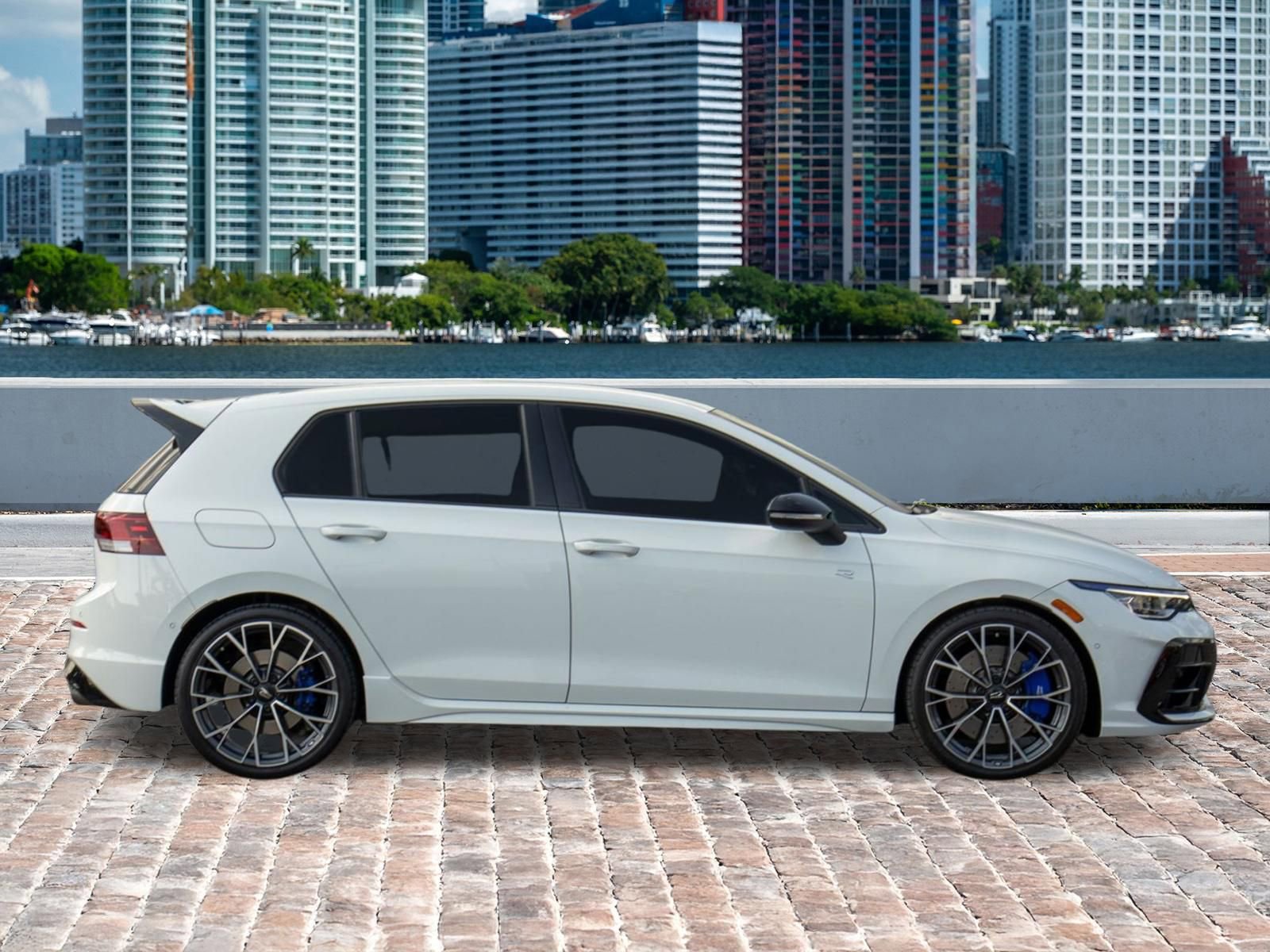 Used 2025 Volkswagen Golf w/ Euro Style Package image 11