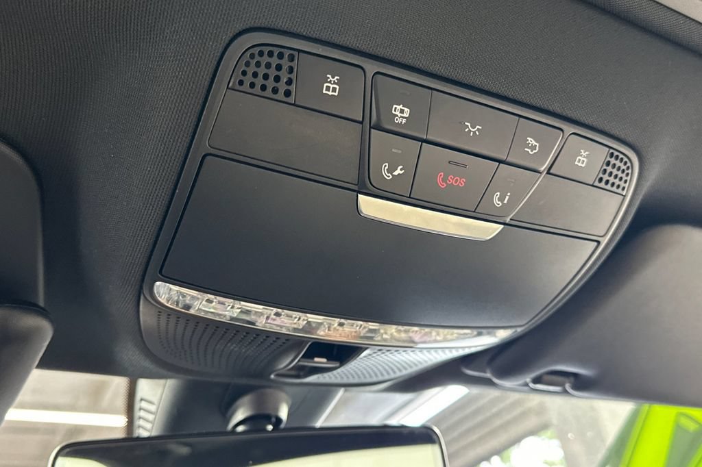 Used 2017 Mercedes-Benz E 300 image 38