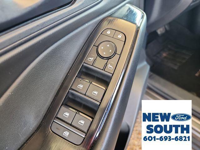 Used 2024 Nissan Rogue S image 10