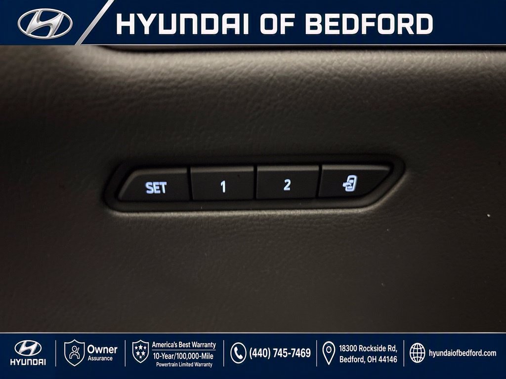 Used 2024 Cadillac XT6 Sport w/ LPO, Floor Liner Package AWD/4WD image 15