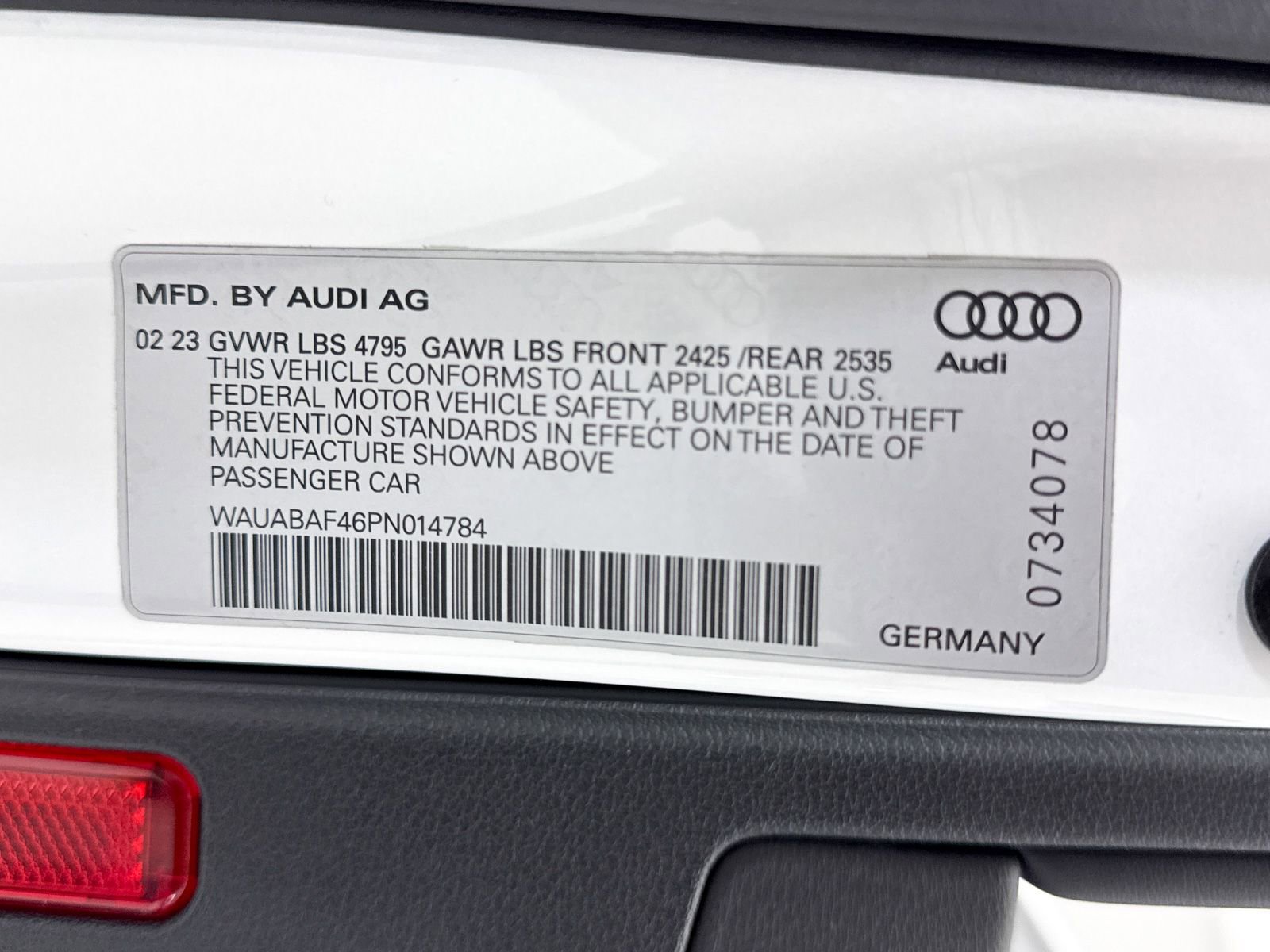 Used 2023 Audi A4 2.0T Premium w/ Convenience Package image 40