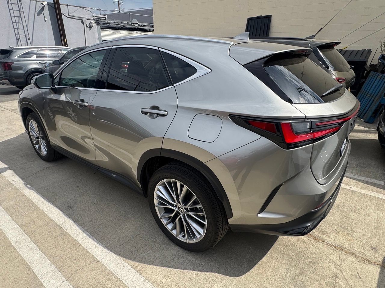 Used 2025 Lexus NX 350h AWD w/ Cold Area Package image 4
