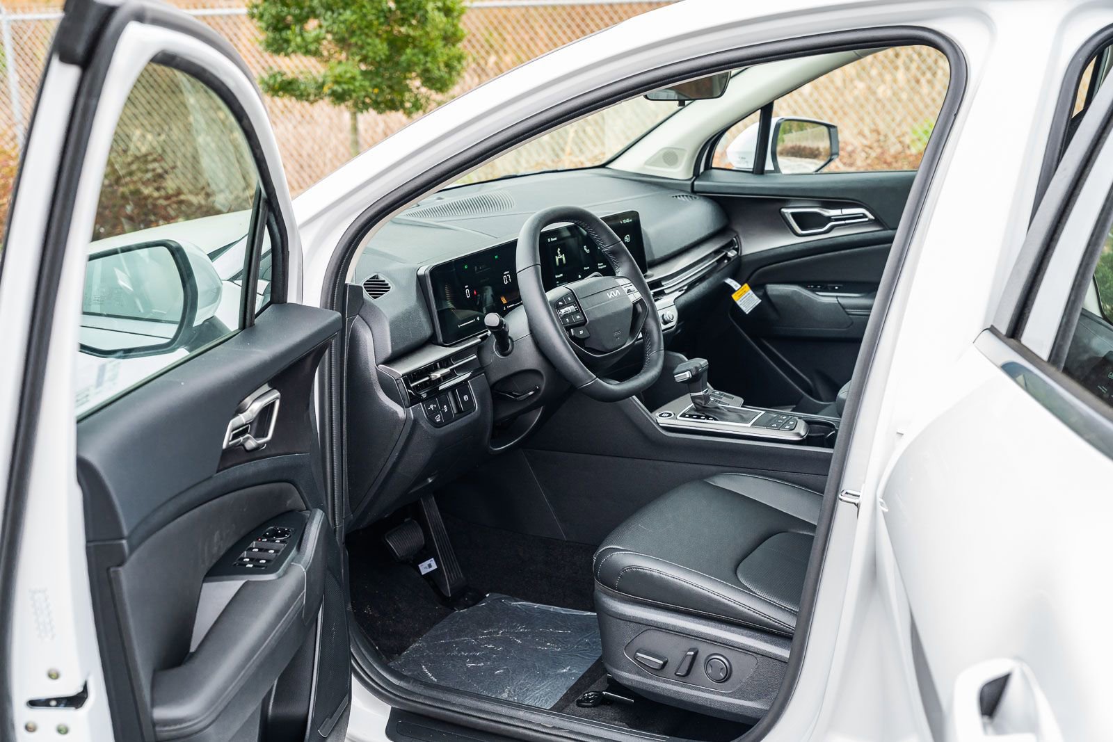 New 2026 Kia Sportage EX image 14