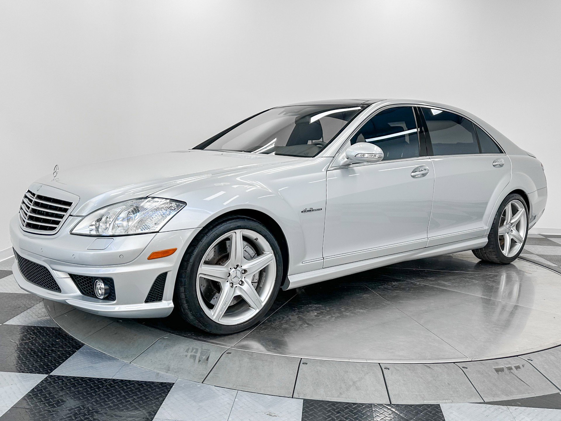 Used 2009 Mercedes-Benz S 63 AMG image 5