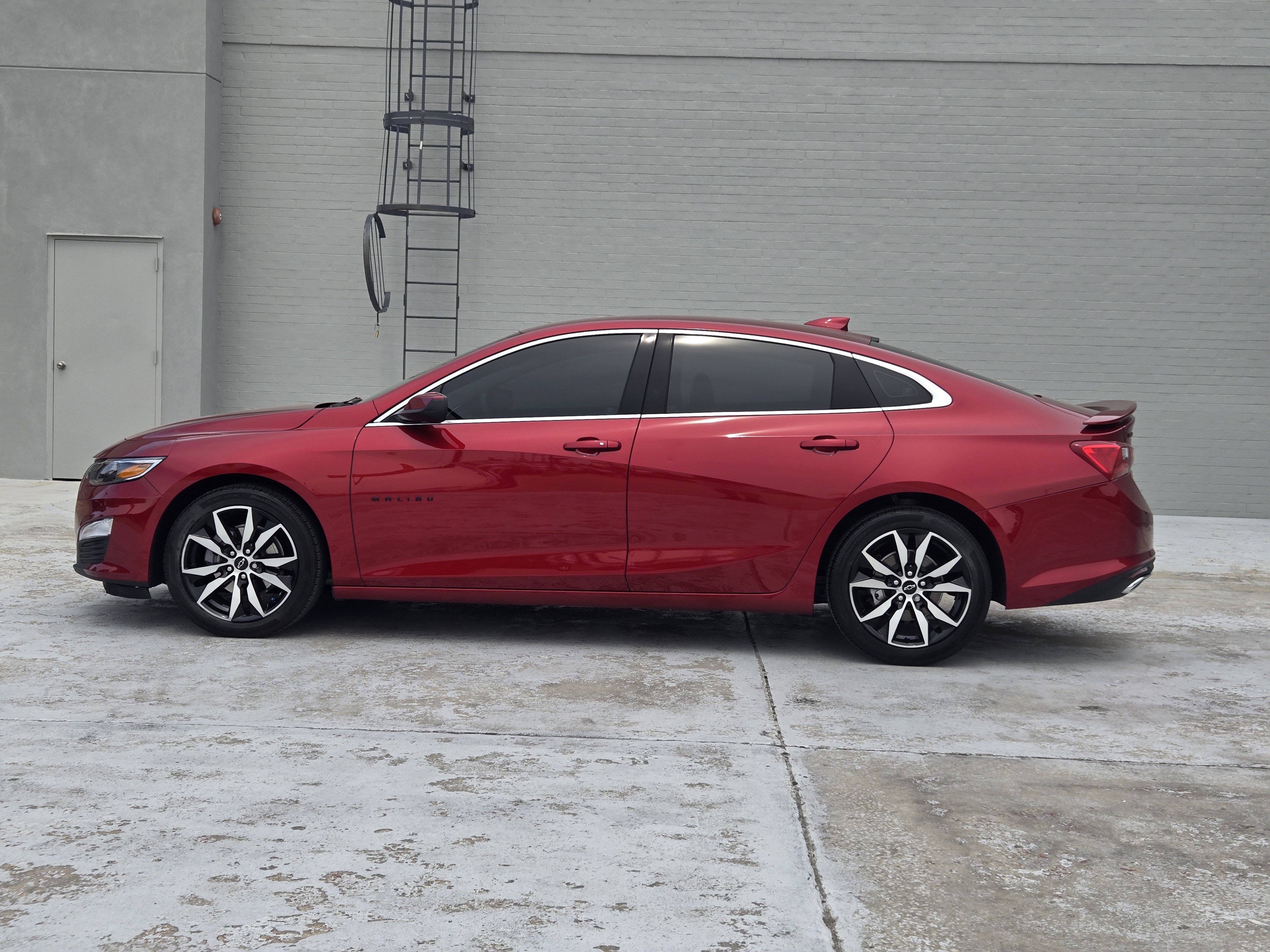 Used 2024 Chevrolet Malibu RS image 5
