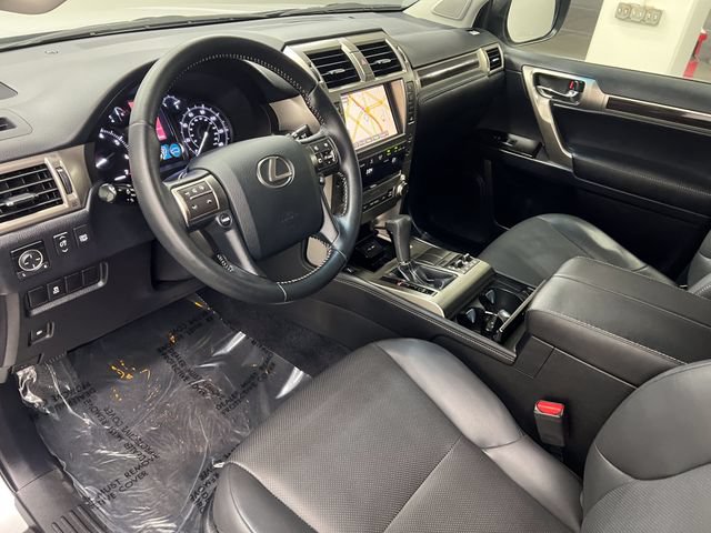 Used 2015 Lexus GX 460 w/ Comfort Package AWD/4WD image 15